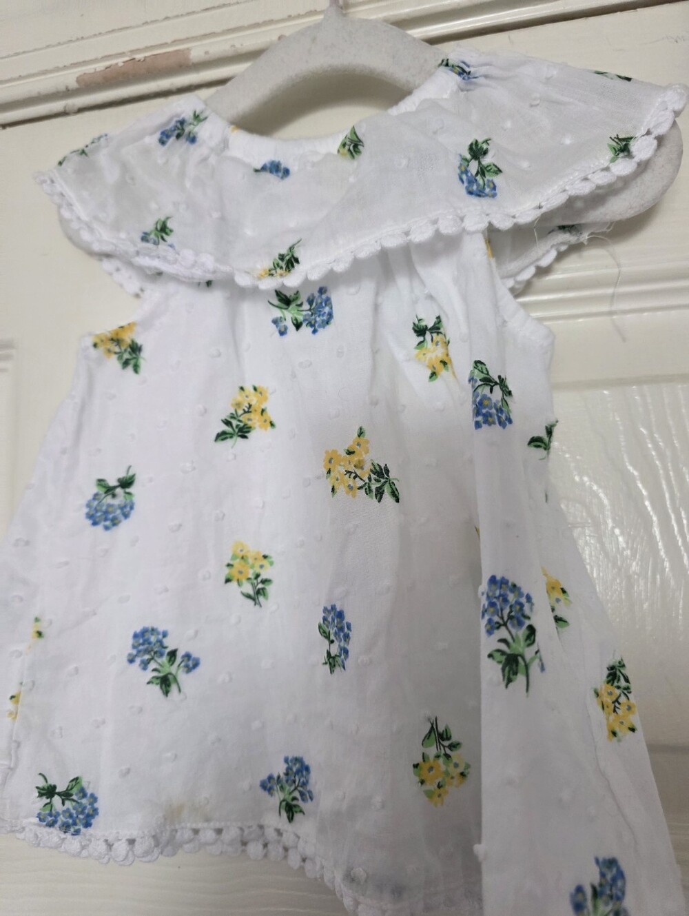 Little Me White swiss dot ruffled collar with blue yellow floral Top Size 9M